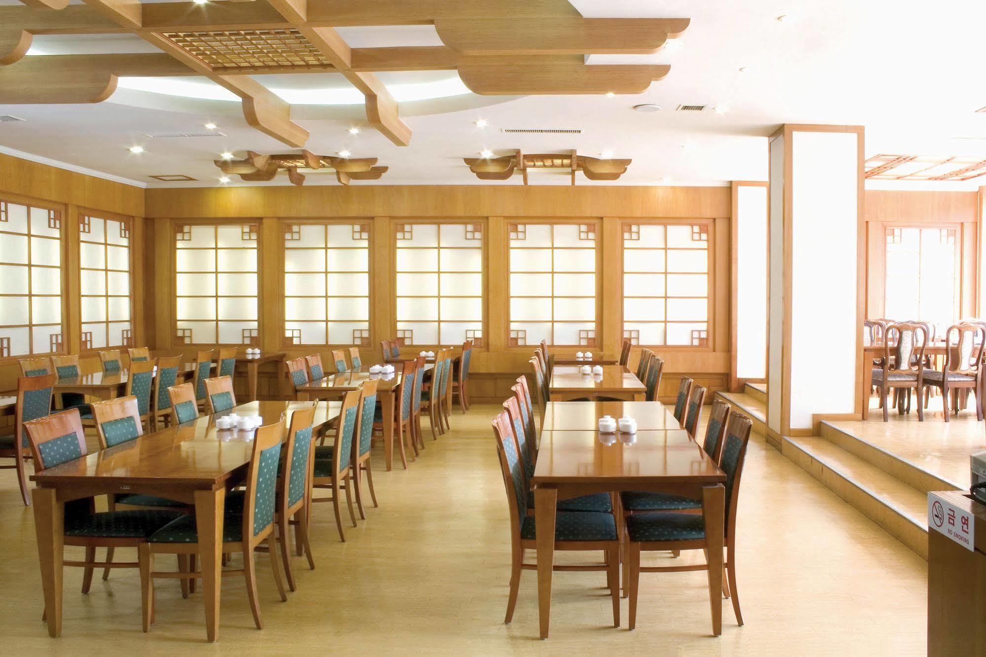 Hawaii Hotel Jeju Eksteriør billede